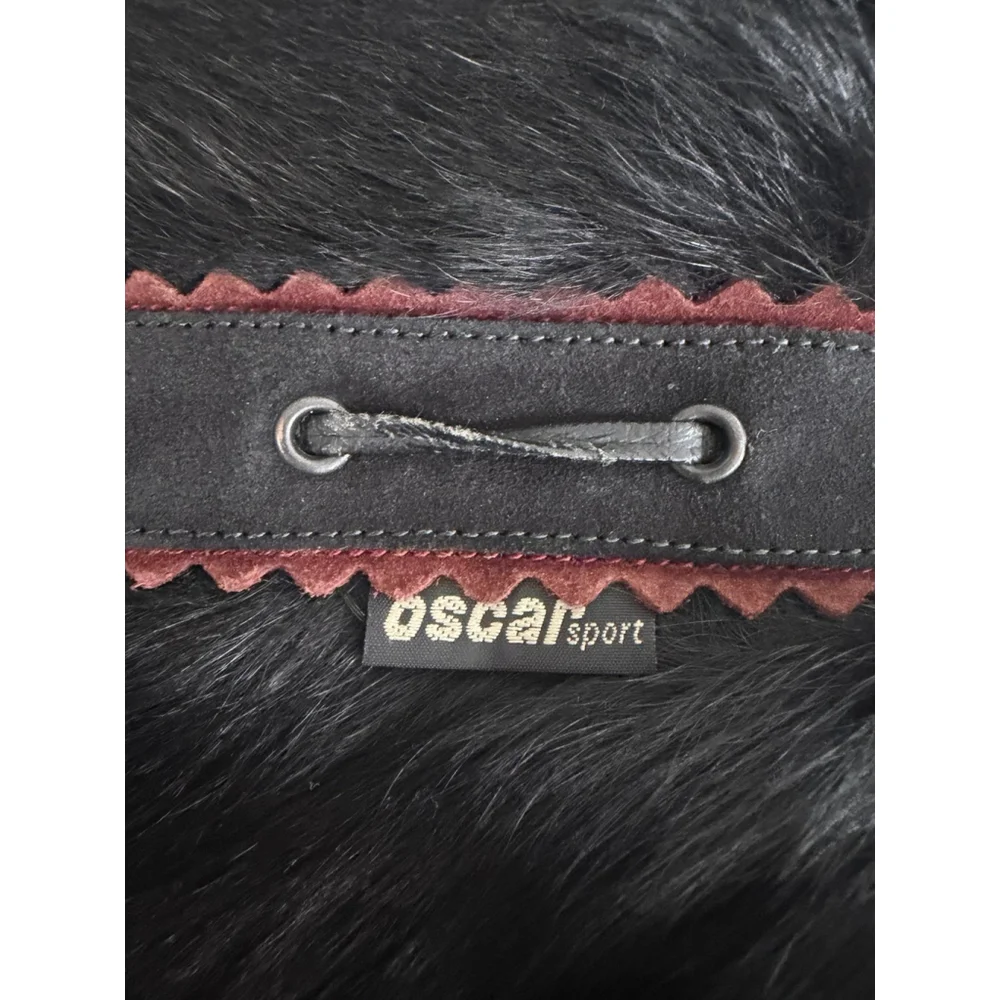 Oscar Sport beautiful black